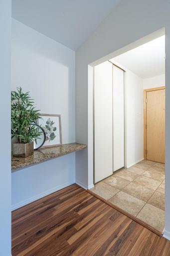 4548 Cedar Lake Rd S _ Functional entry with convenient storage and display ledge.