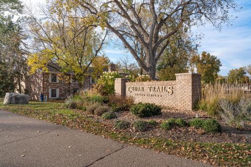 548 Cedar Lake Rd S _ Welcome to Cedar Trails Condominiums in St. Louis Park.