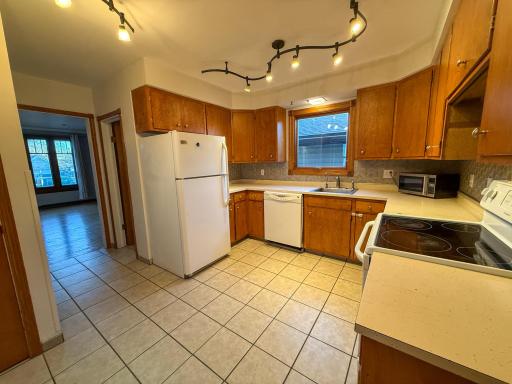 435 Harrison Street, Lewiston, MN 55952