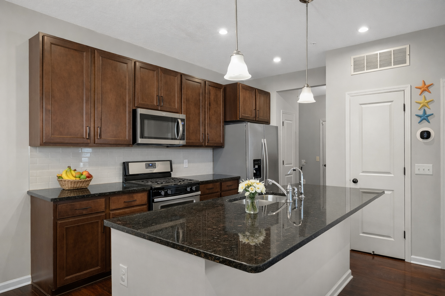 Black Marble Center Island