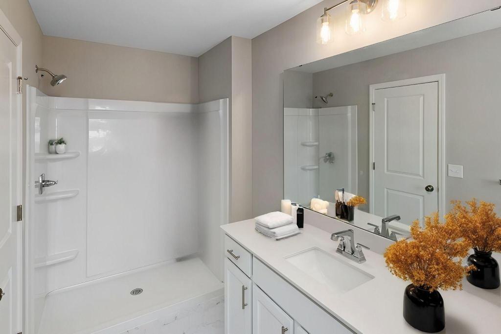 Elmcrest Primary Bathroom