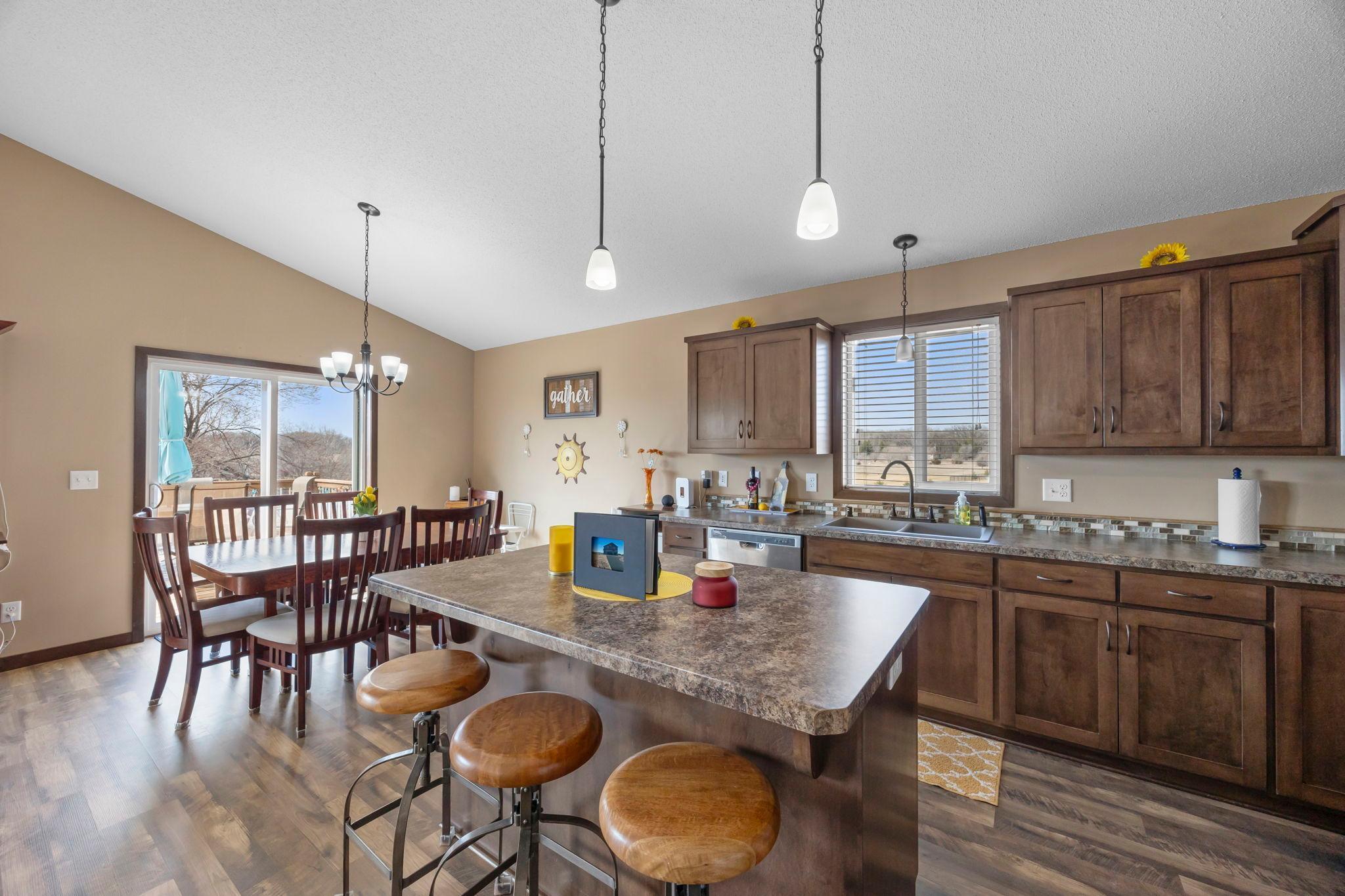 Extra Seating At The Island