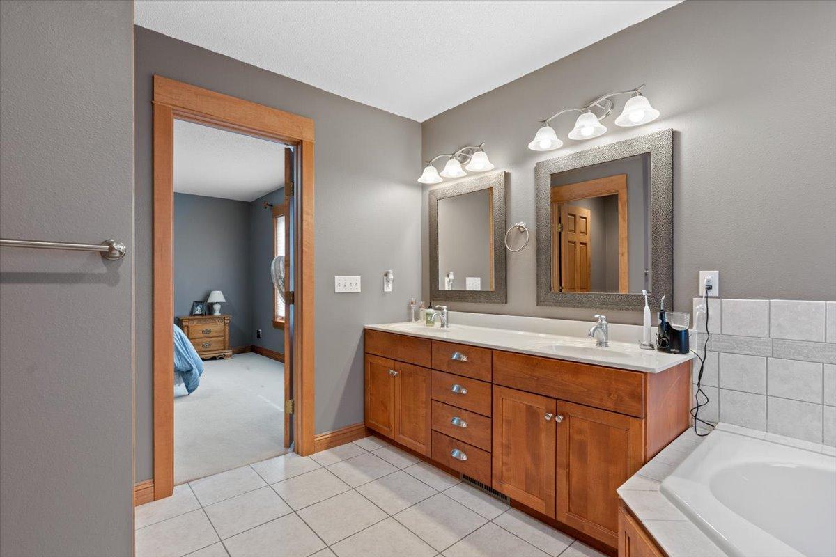 Primary Suite Dual Sink Vanity