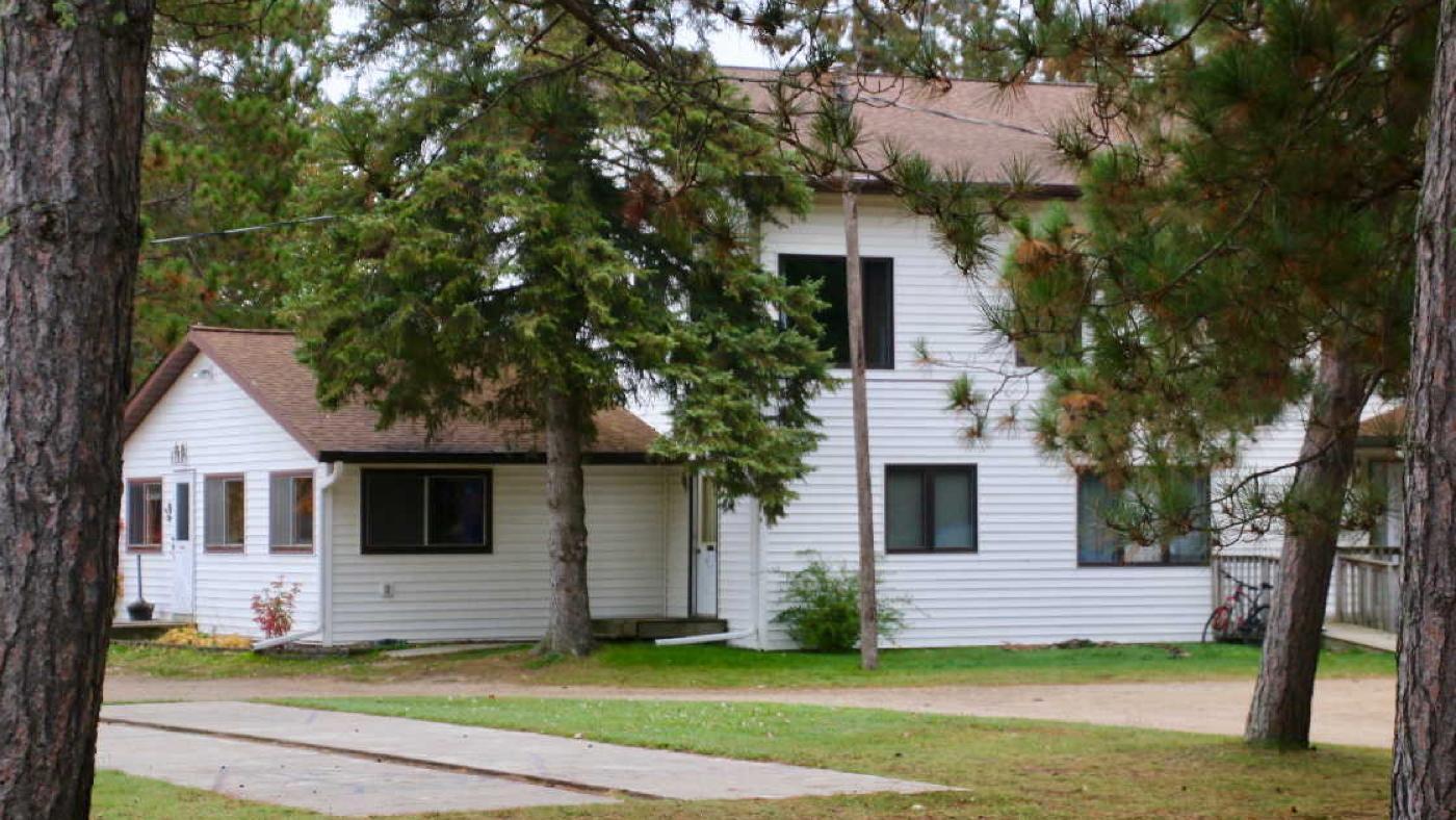 41_Hattachment (1).jpg