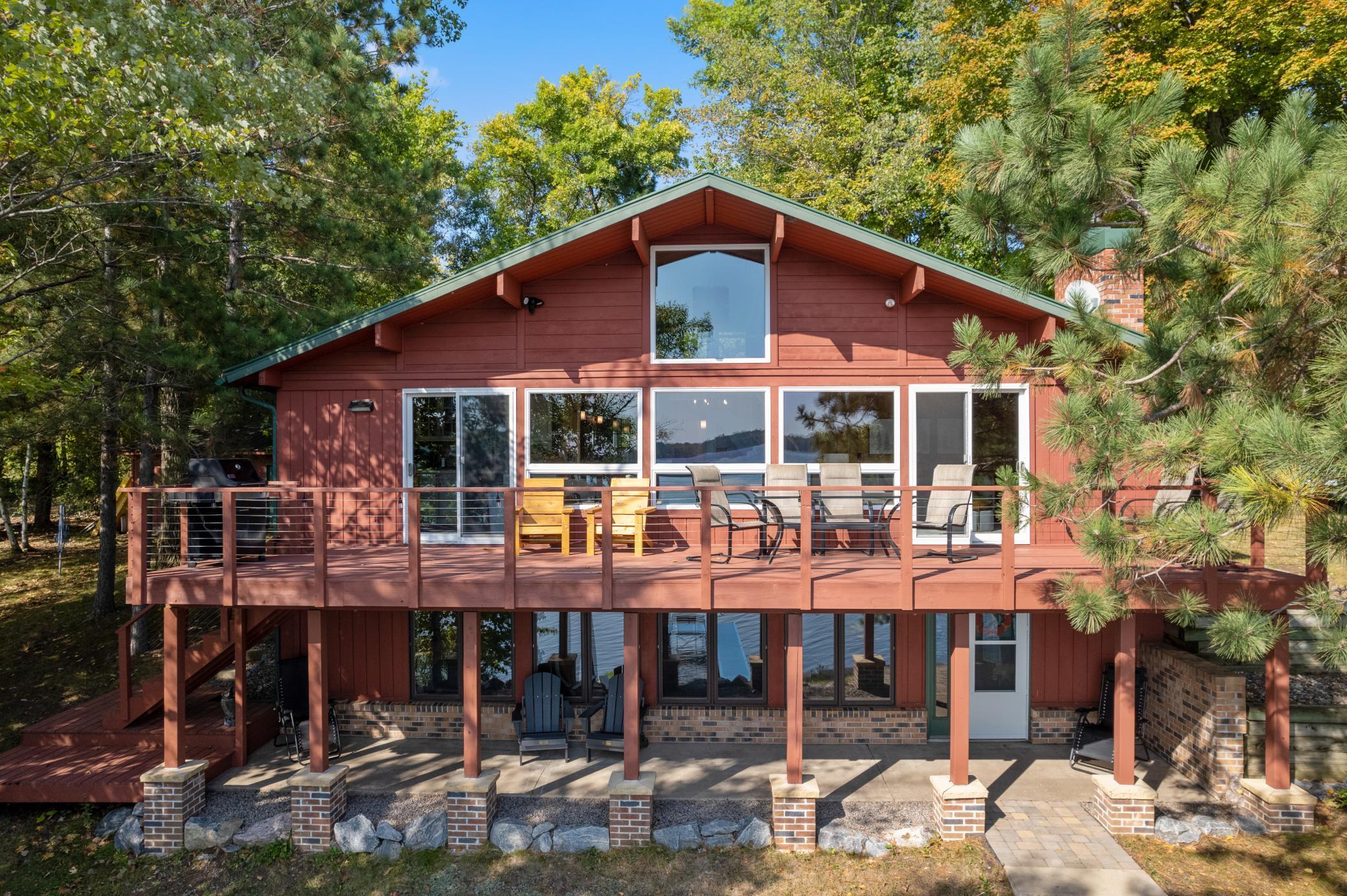 Soak in tranquil water views from nearly every angle of the home.