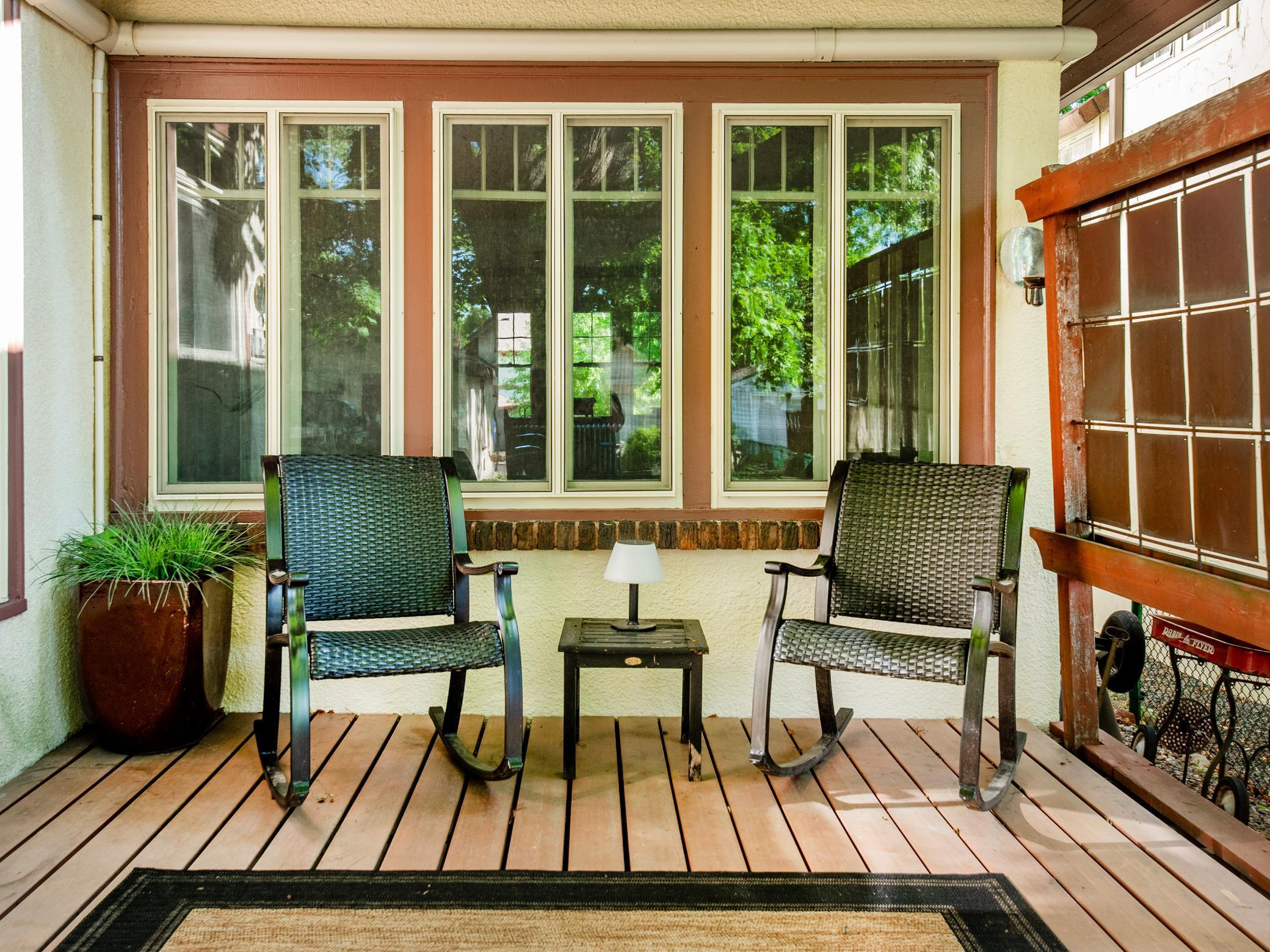 Private sitting area - great for morning coffee!