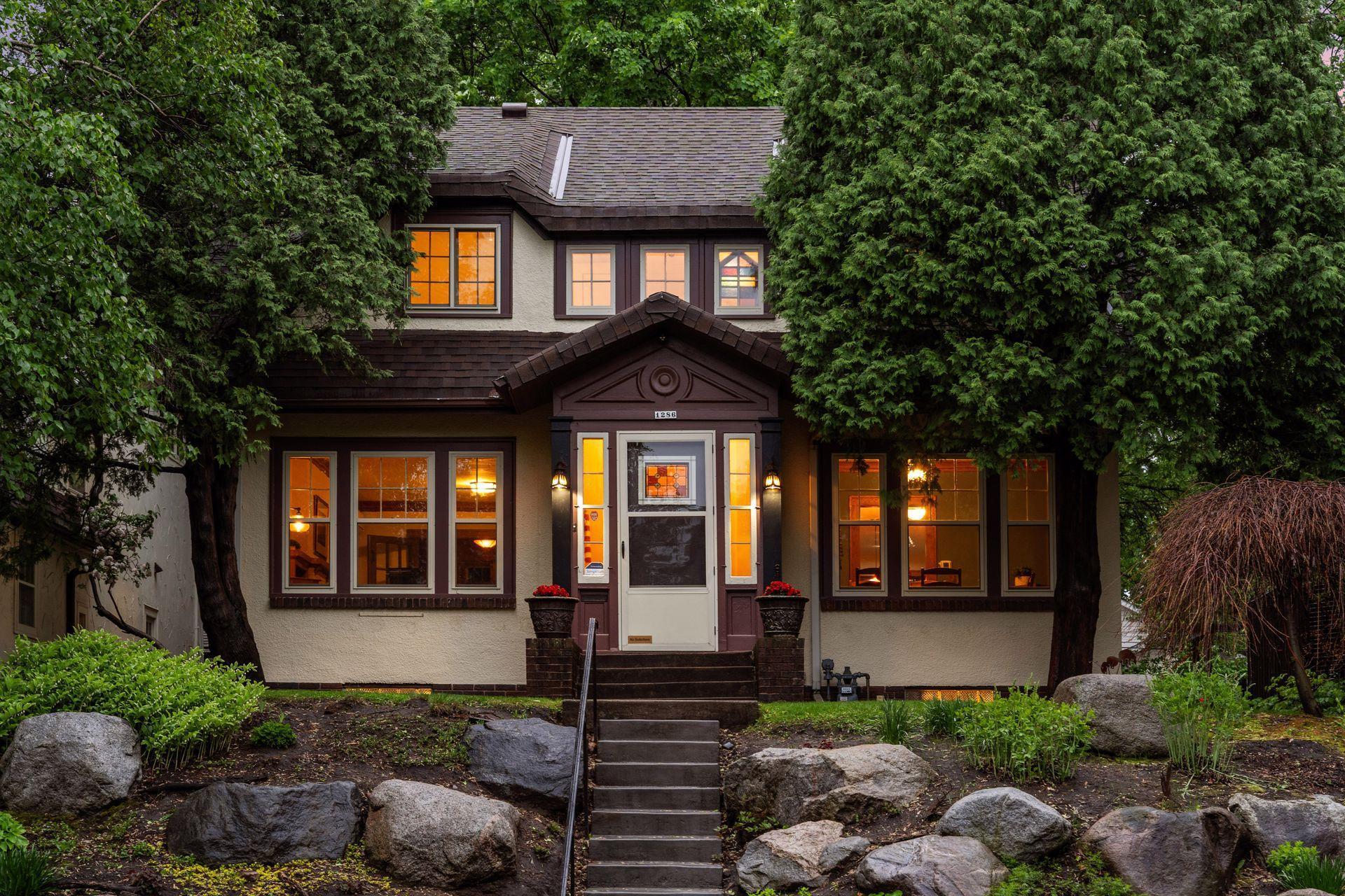 Charming and meticulously cared for St. Paul classic!