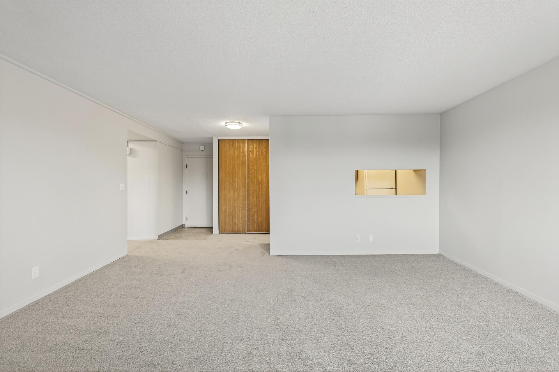 Kitchen cutout for light and conversation