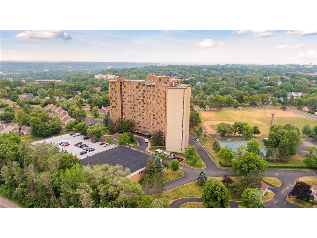 Large parking lot with plenty of parking available