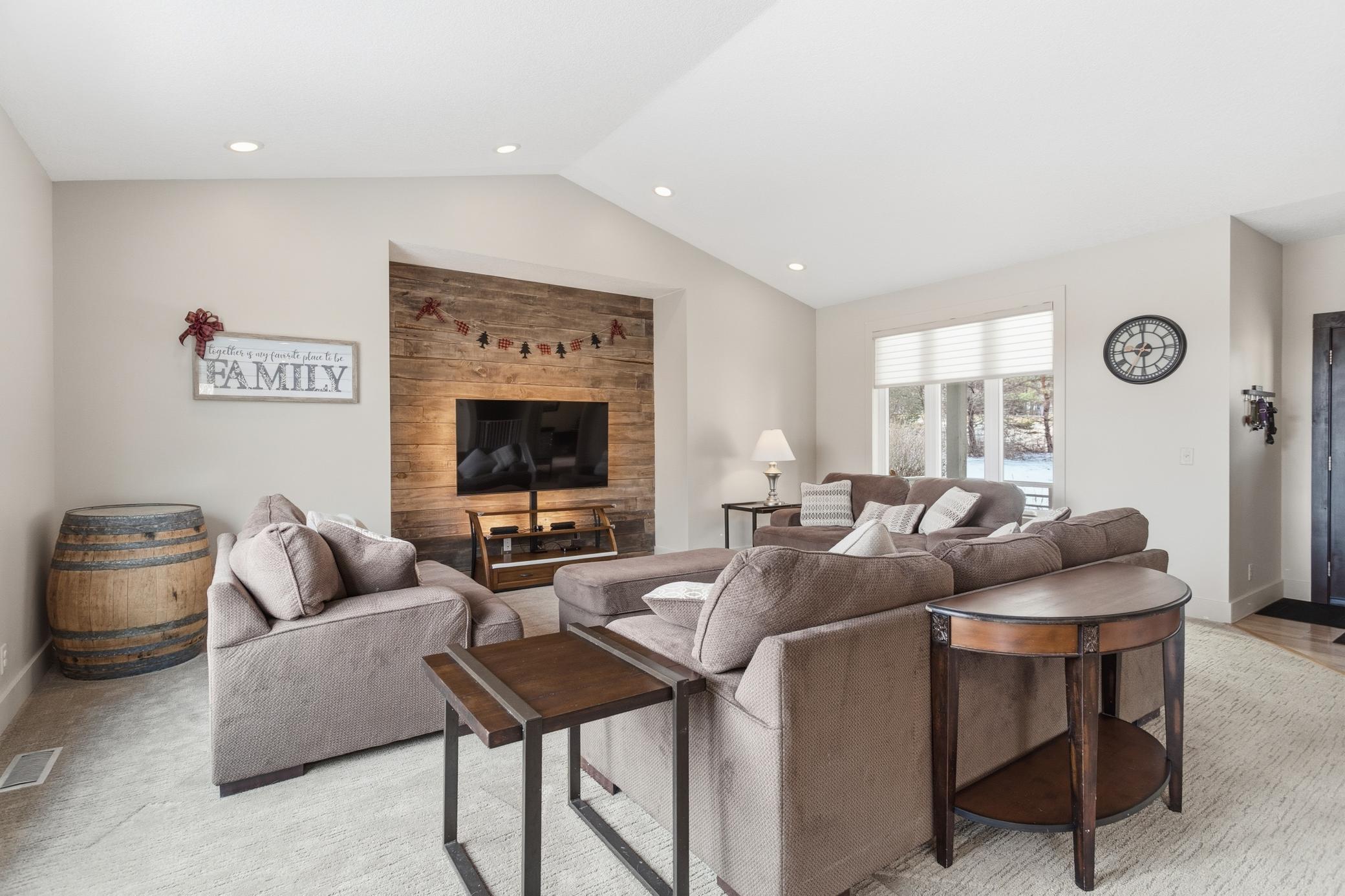 24525 112th St NW_11.jpg