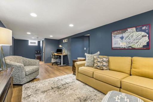 8530 W 35th Street, Minneapolis, MN 55426