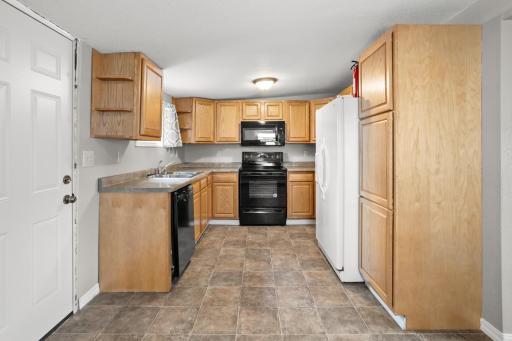 1446 16 1/2 Street S, Fargo, ND 58103