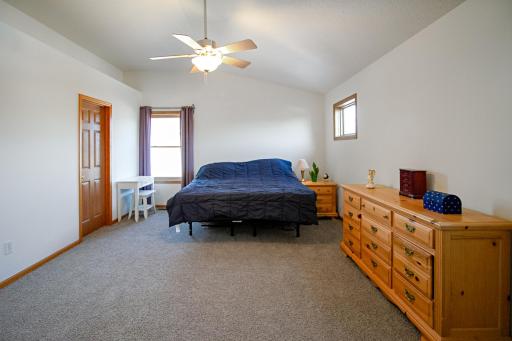 Bedroom Main (2).jpg