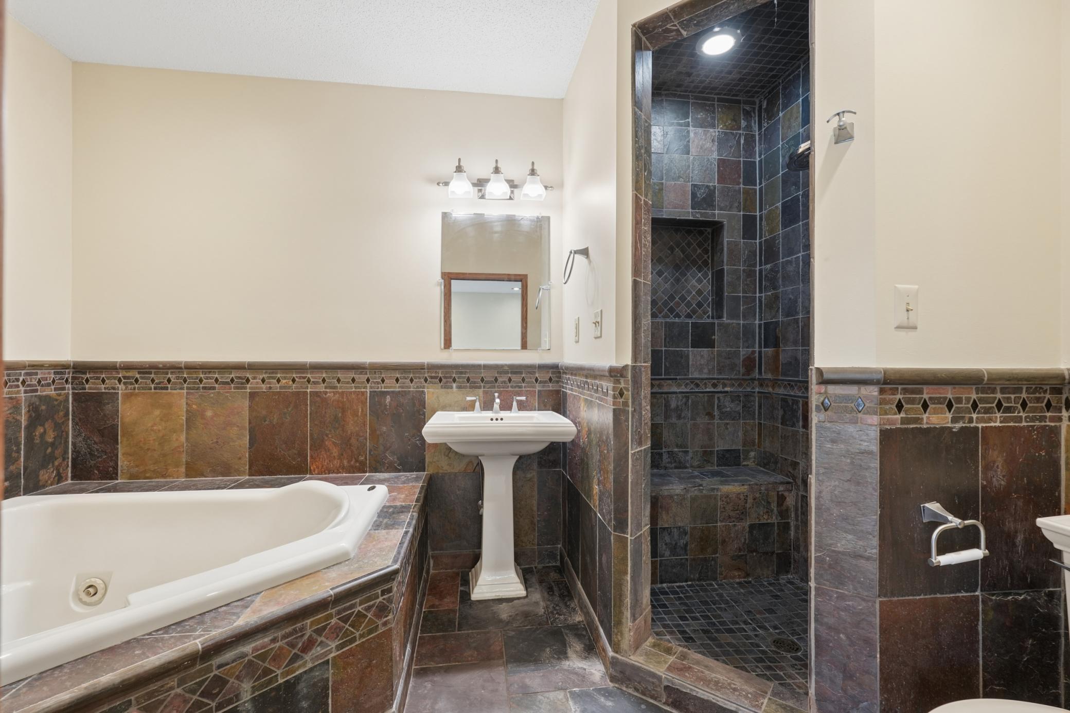 Lower Level Spa Tub