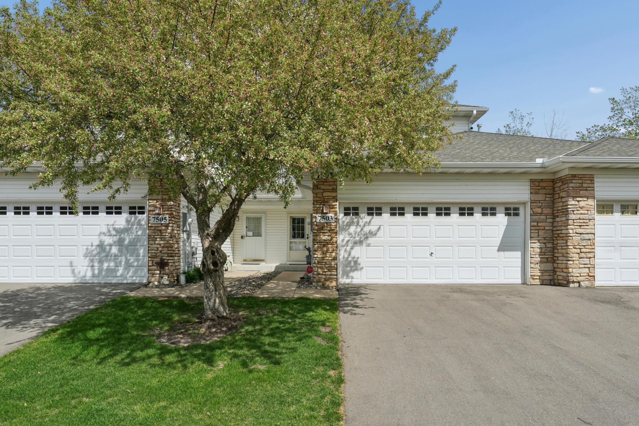 Welcome home to 7503 5th St N in Oakdale Minnesota