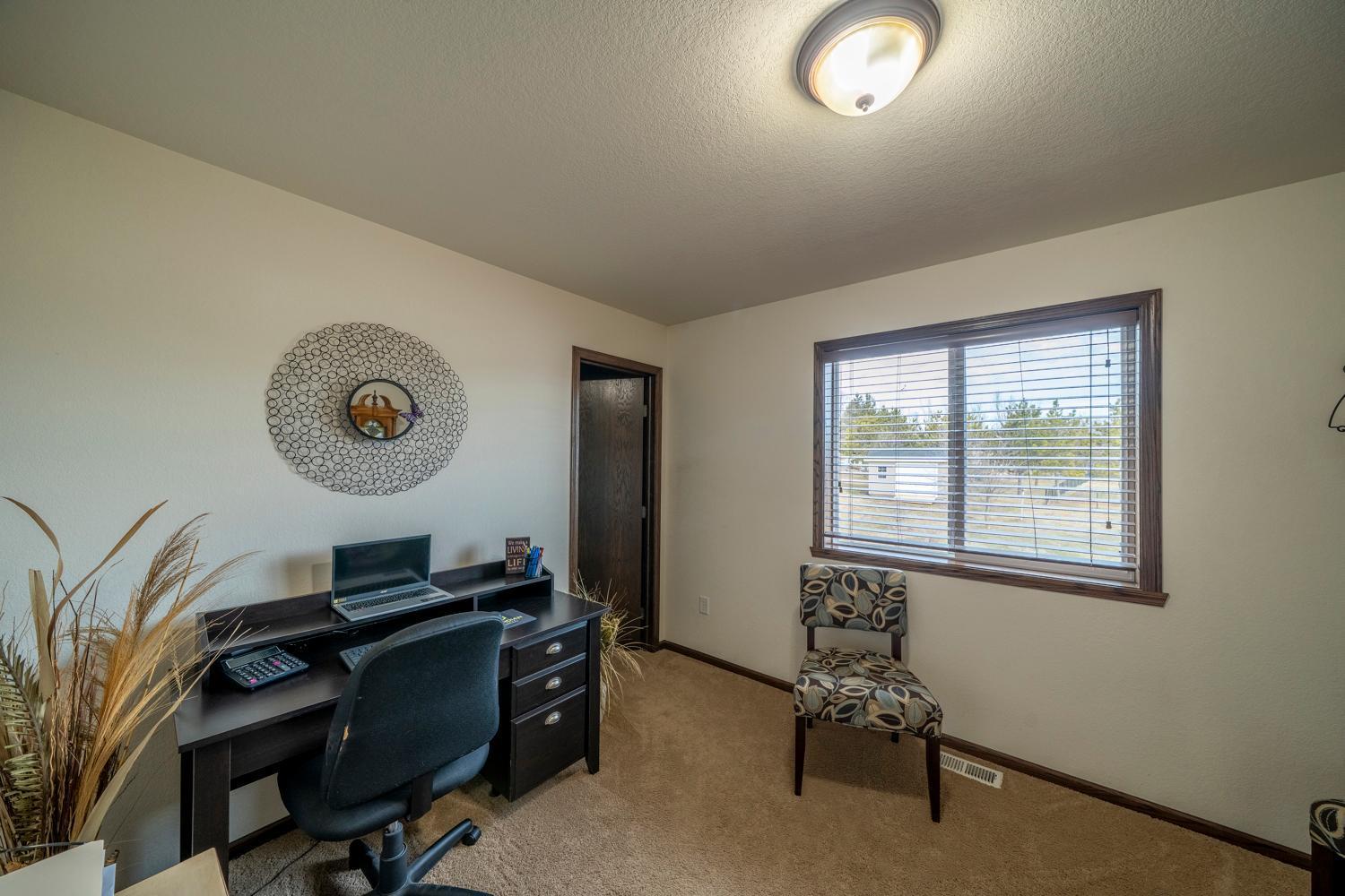 1816 SPRUCE GROVE TRL