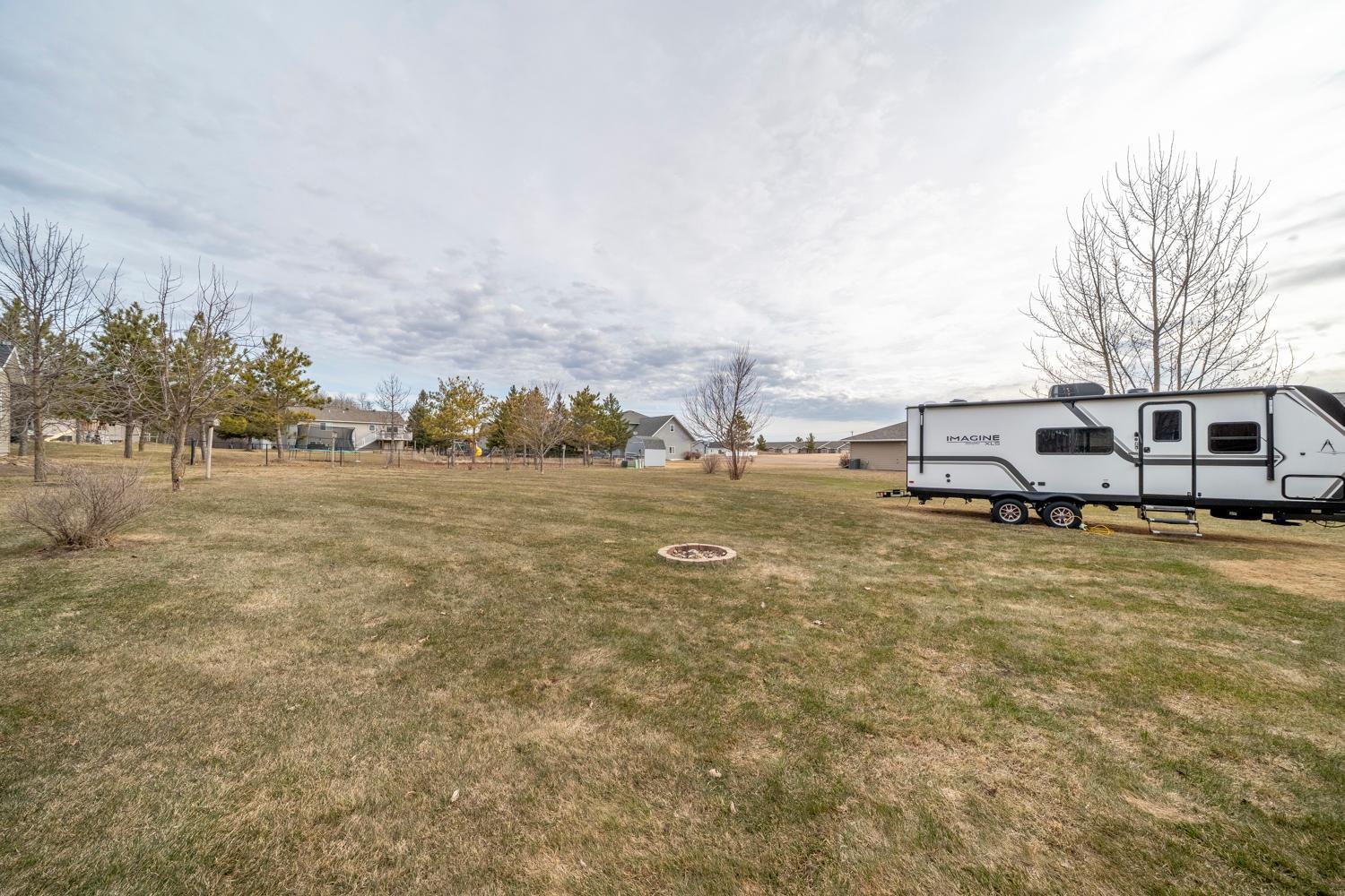 1816 SPRUCE GROVE TRL