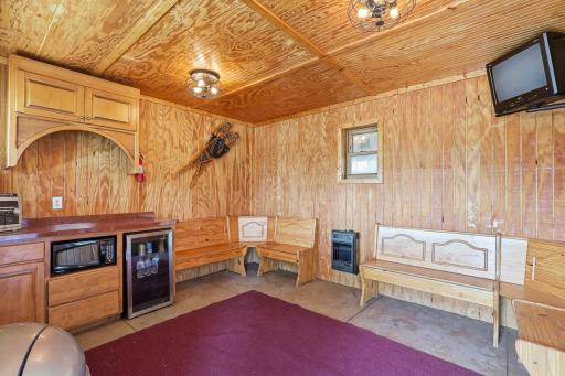 16400 County Road 81, Maple Grove, MN 55369