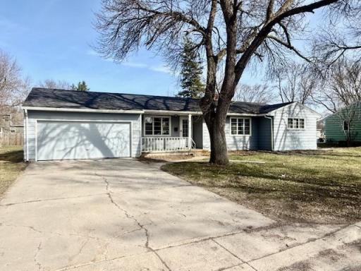 115 McPhail Drive, Redwood Falls, MN 56283