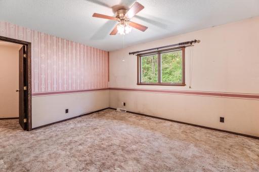 15107 County Road 25, Rollingstone, MN 55969