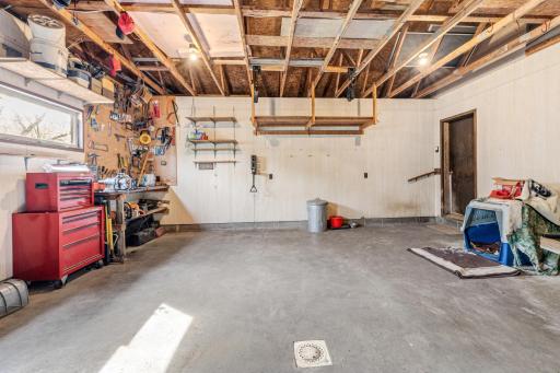 15107 County Road 25, Rollingstone, MN 55969