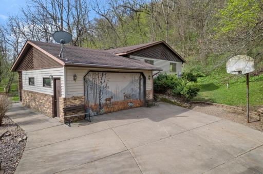 15107 County Road 25, Rollingstone, MN 55969