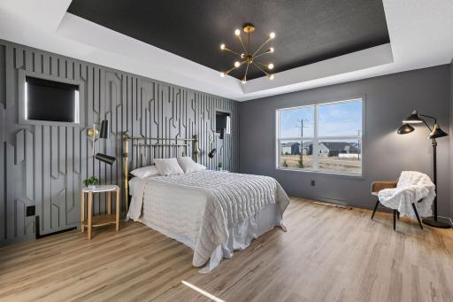 Designer primary suite with en-suite