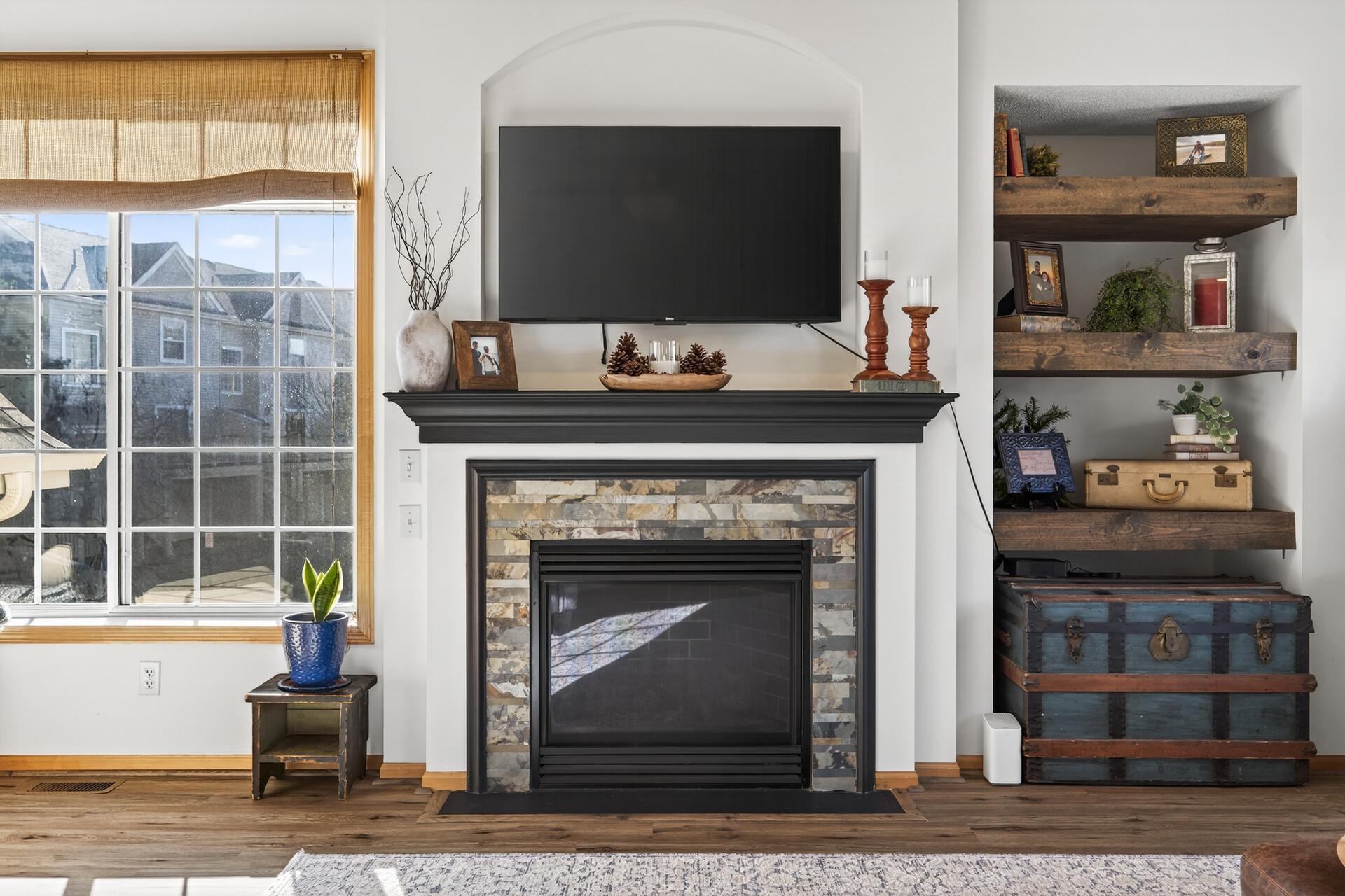 Gas burning fireplace in living room