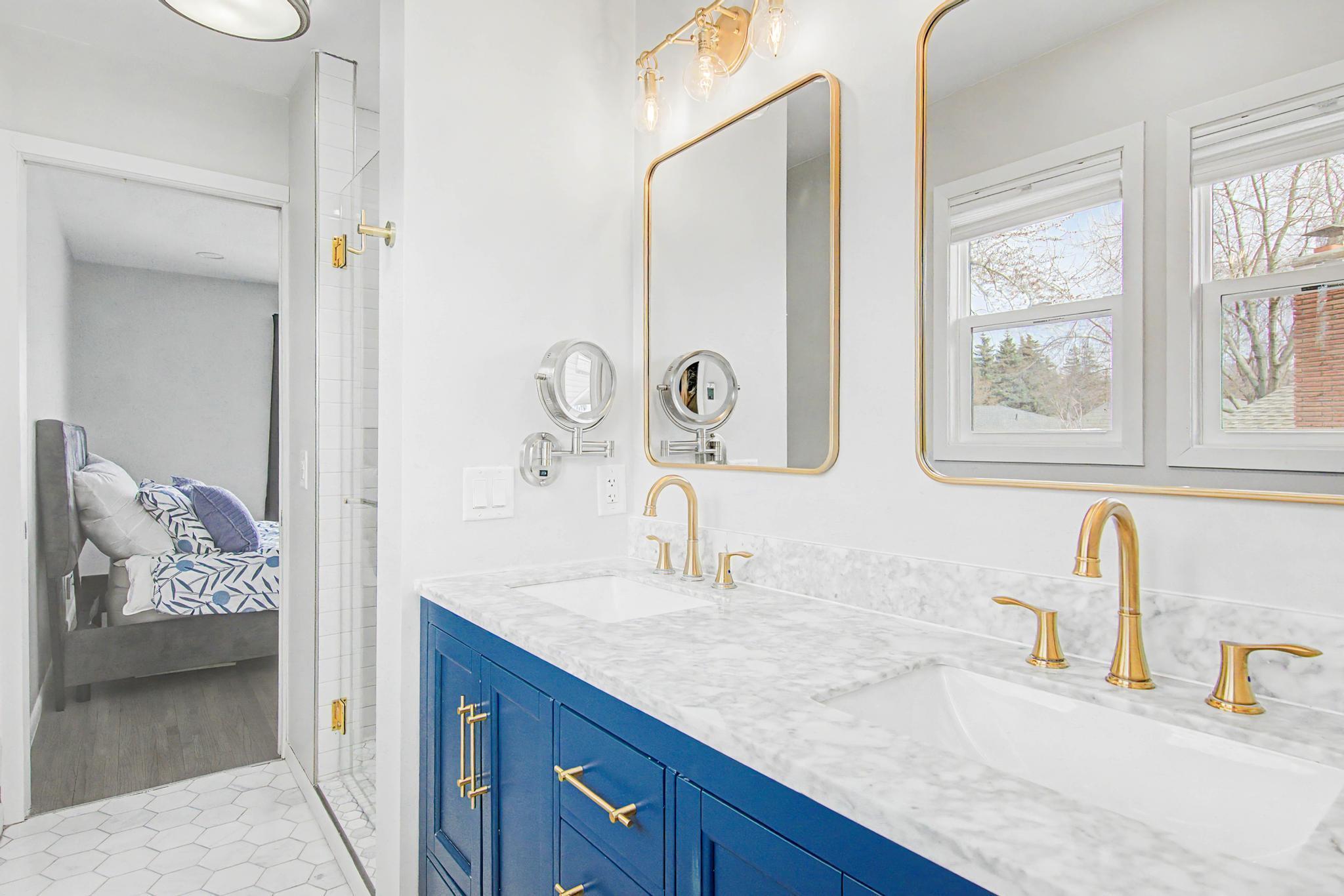 Renovated Primary Bathroom!