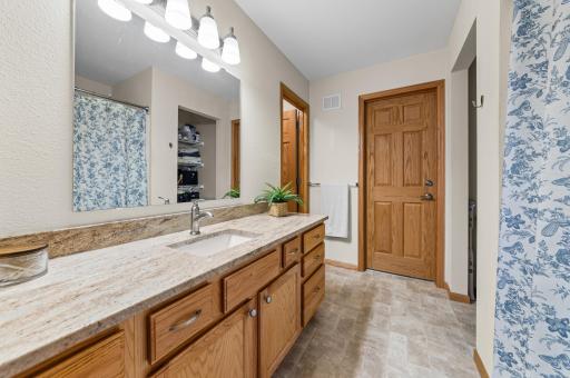 6424 64th Street NE, Albertville, MN 55301
