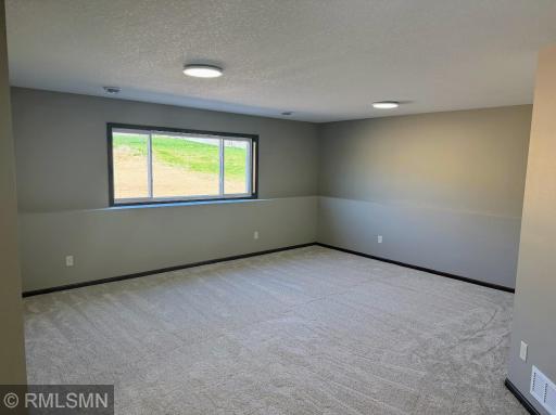 1661 Park View Lane NE, Sauk Rapids, MN 56379