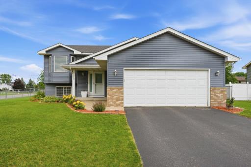 5350 Wood Duck Lane, Big Lake, MN 55309