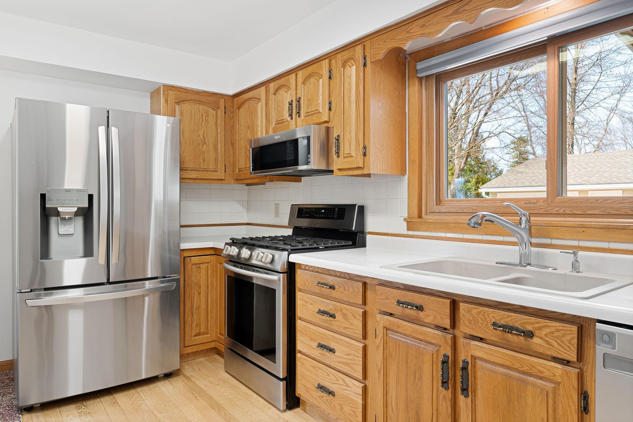 Gas & Electric Range Hookups