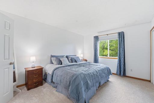 16800 Glencoe Avenue, Lakeville, MN 55044