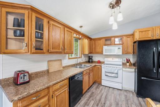 16800 Glencoe Avenue, Lakeville, MN 55044