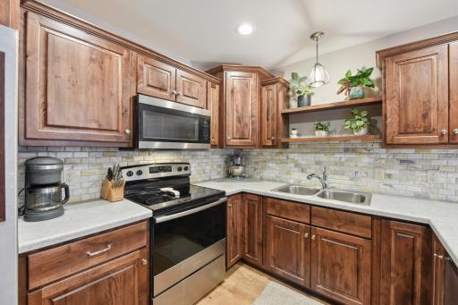 1352 Juniper Place, Eau Claire, WI 54703