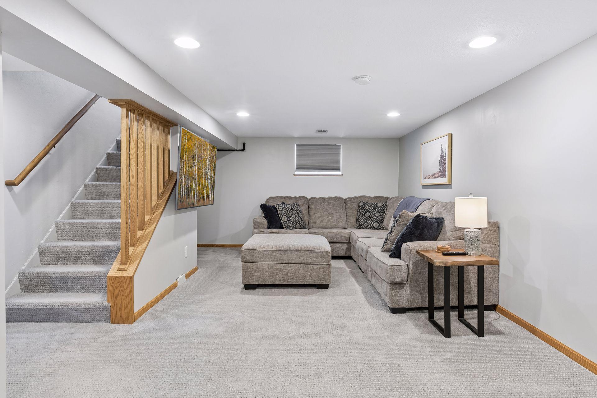 You'll appreciate the newer, quality grade carpet located in the lower level & bedrooms.