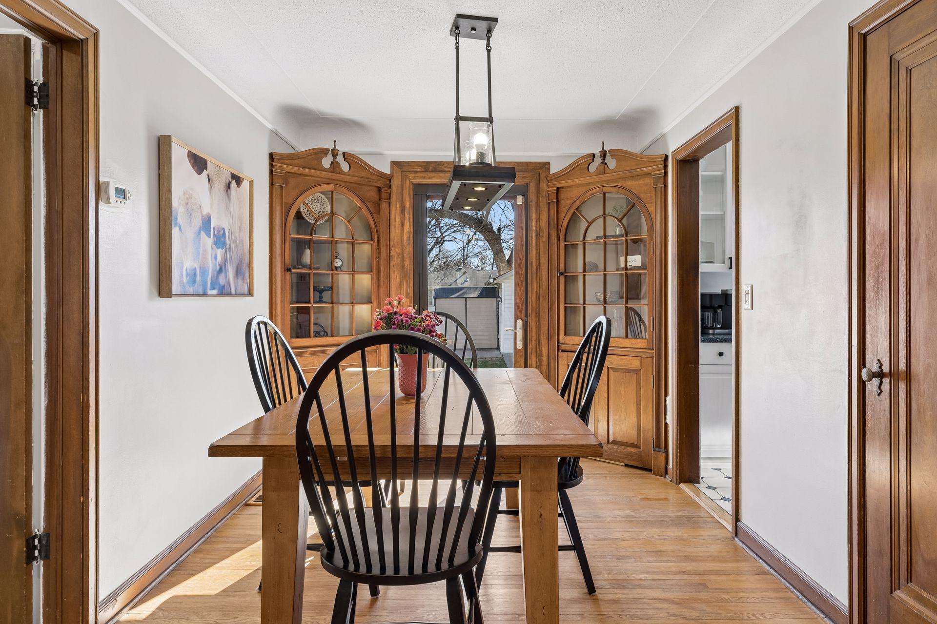 Dining room is just off of the kitchen & living room.