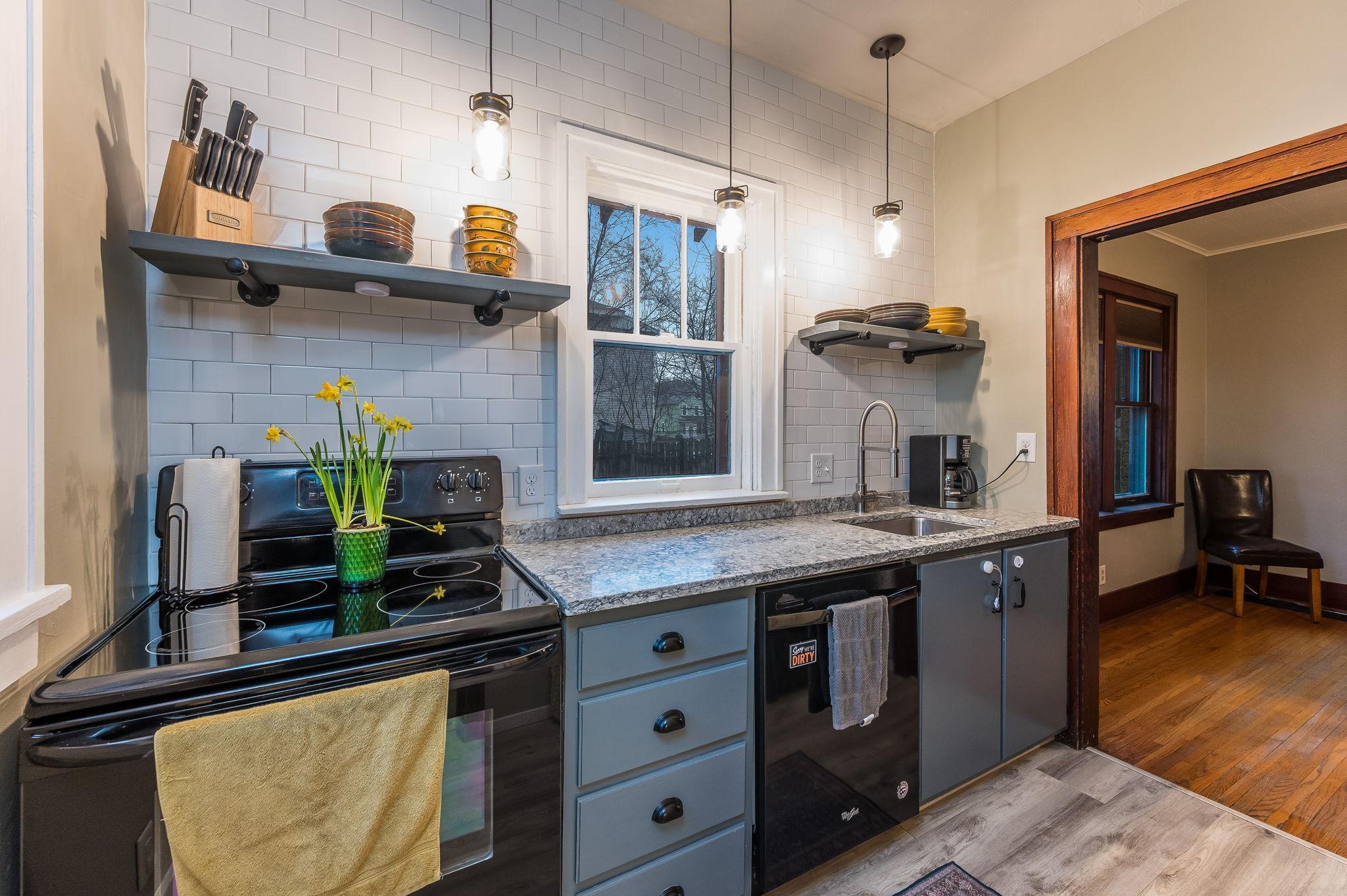 114 E Elm St Mankato MN-19.jpg