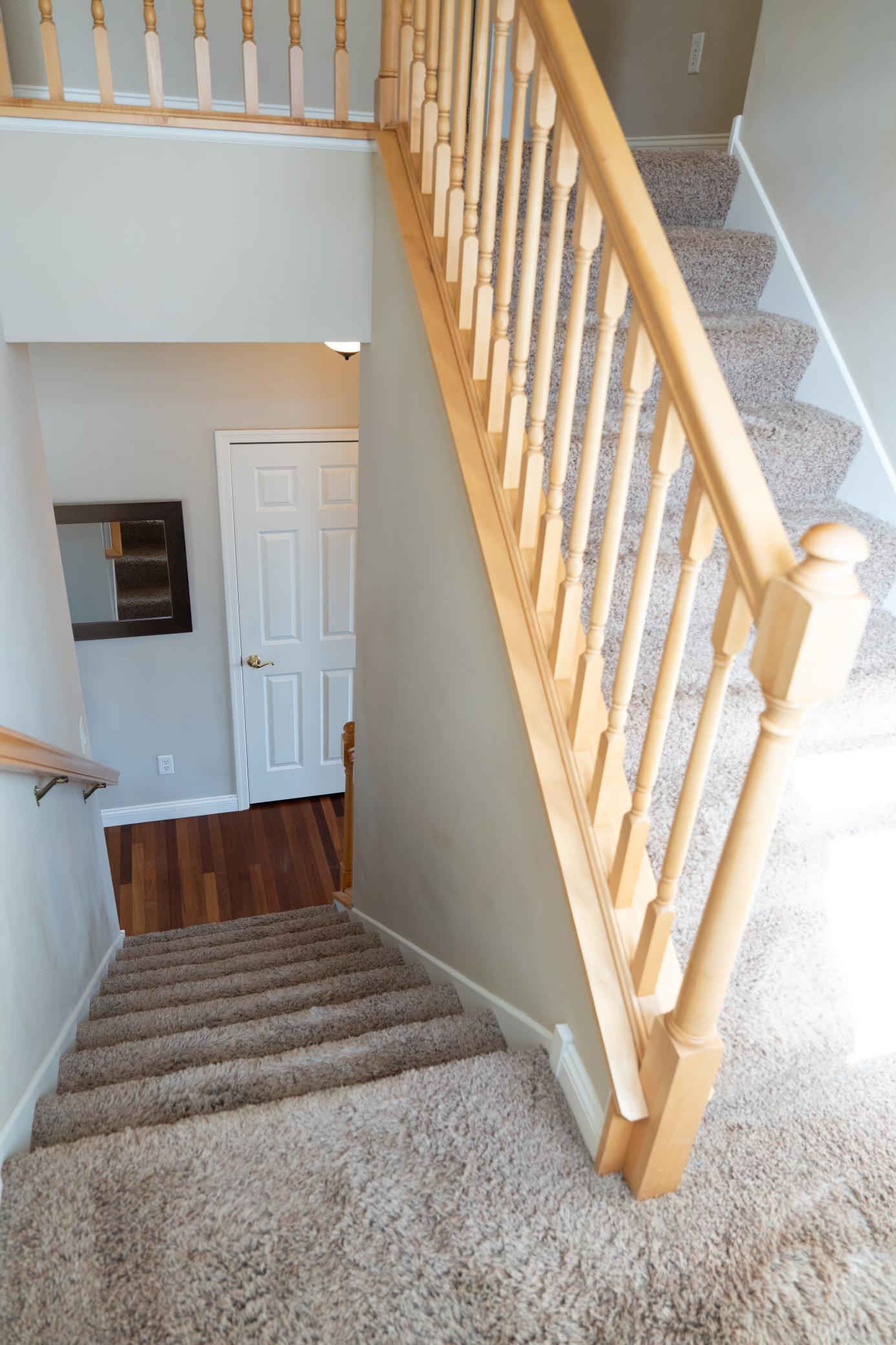 Main Stair to Upperlevel .jpeg
