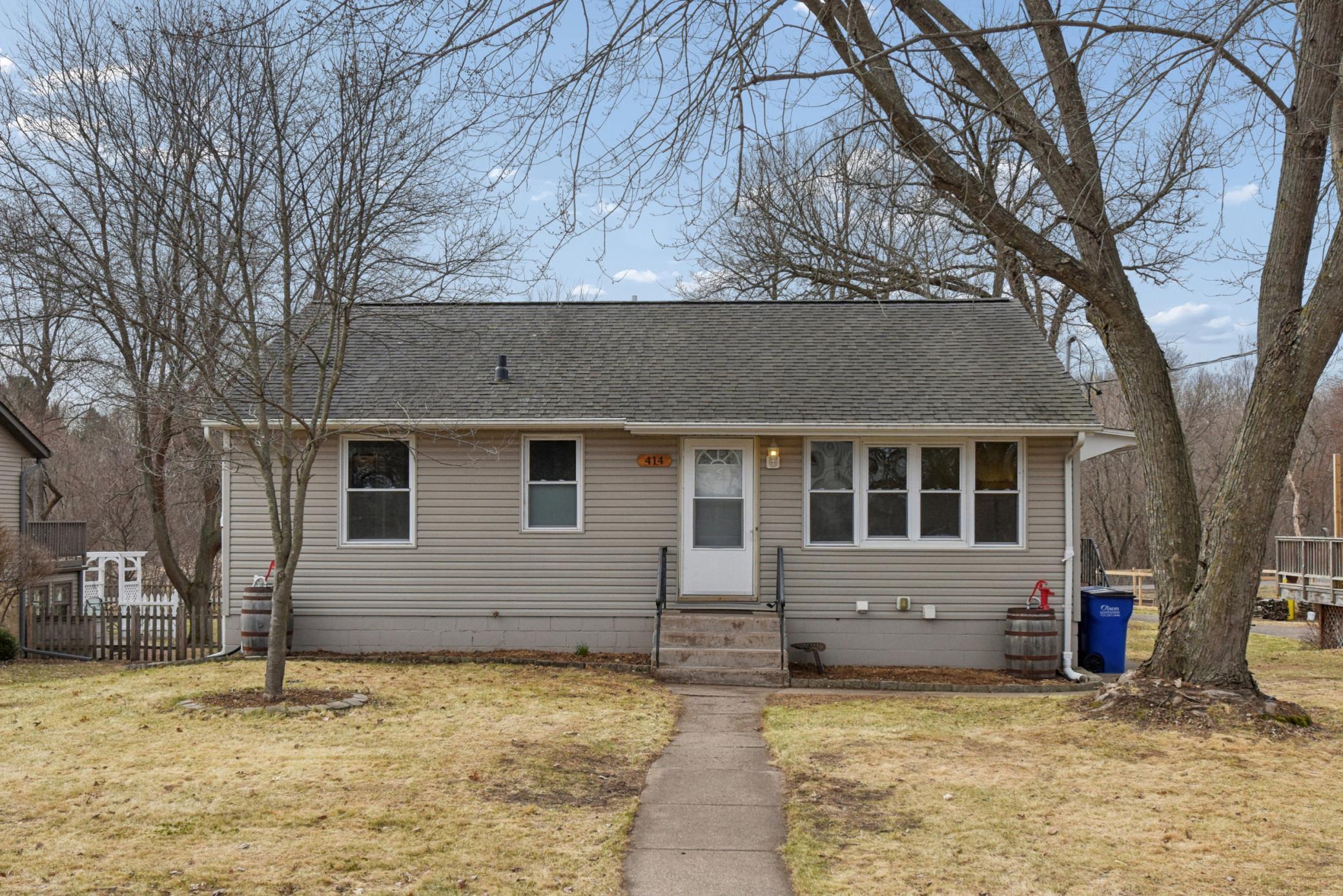 Beautifully maintained & updated. Pack your bags and make this your new home.