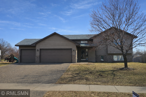 23453 Arrowhead Street NW, Saint Francis, MN 55070