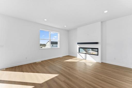22375 Isla Way, Rogers, MN 55374