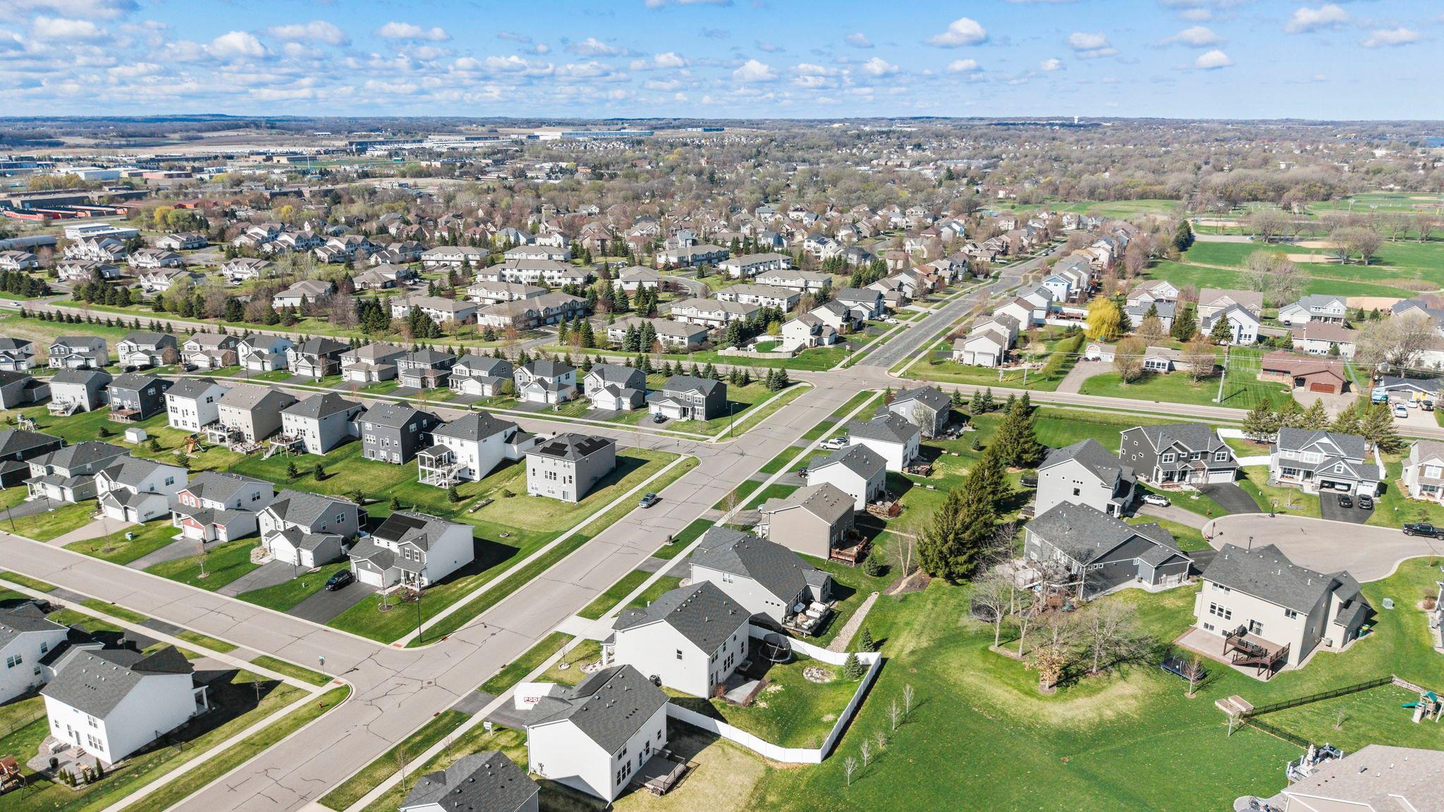 7905 205th St W, Lakeville, MN 55044