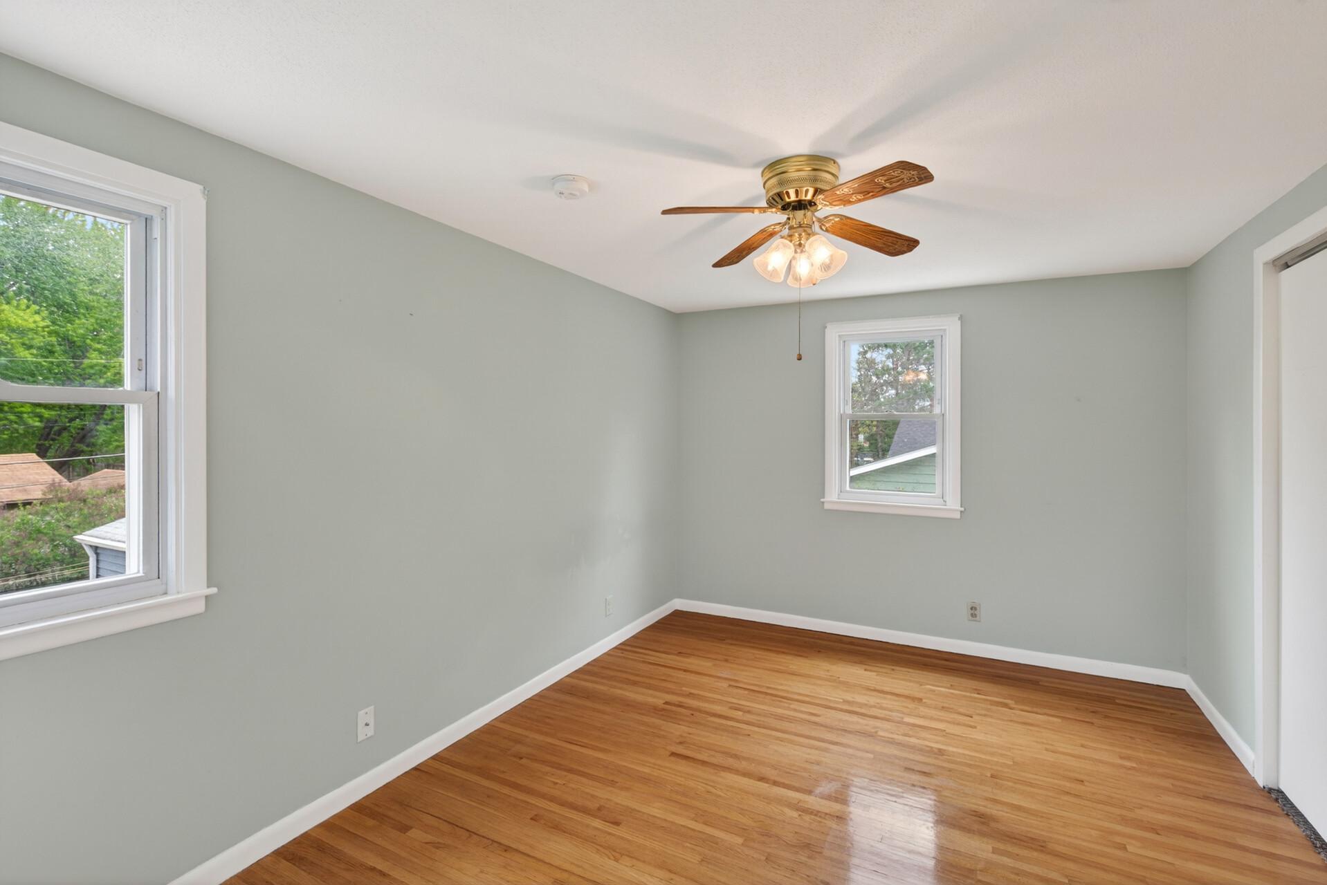 24_8104_Harkness_Rd_S24_mls.jpg