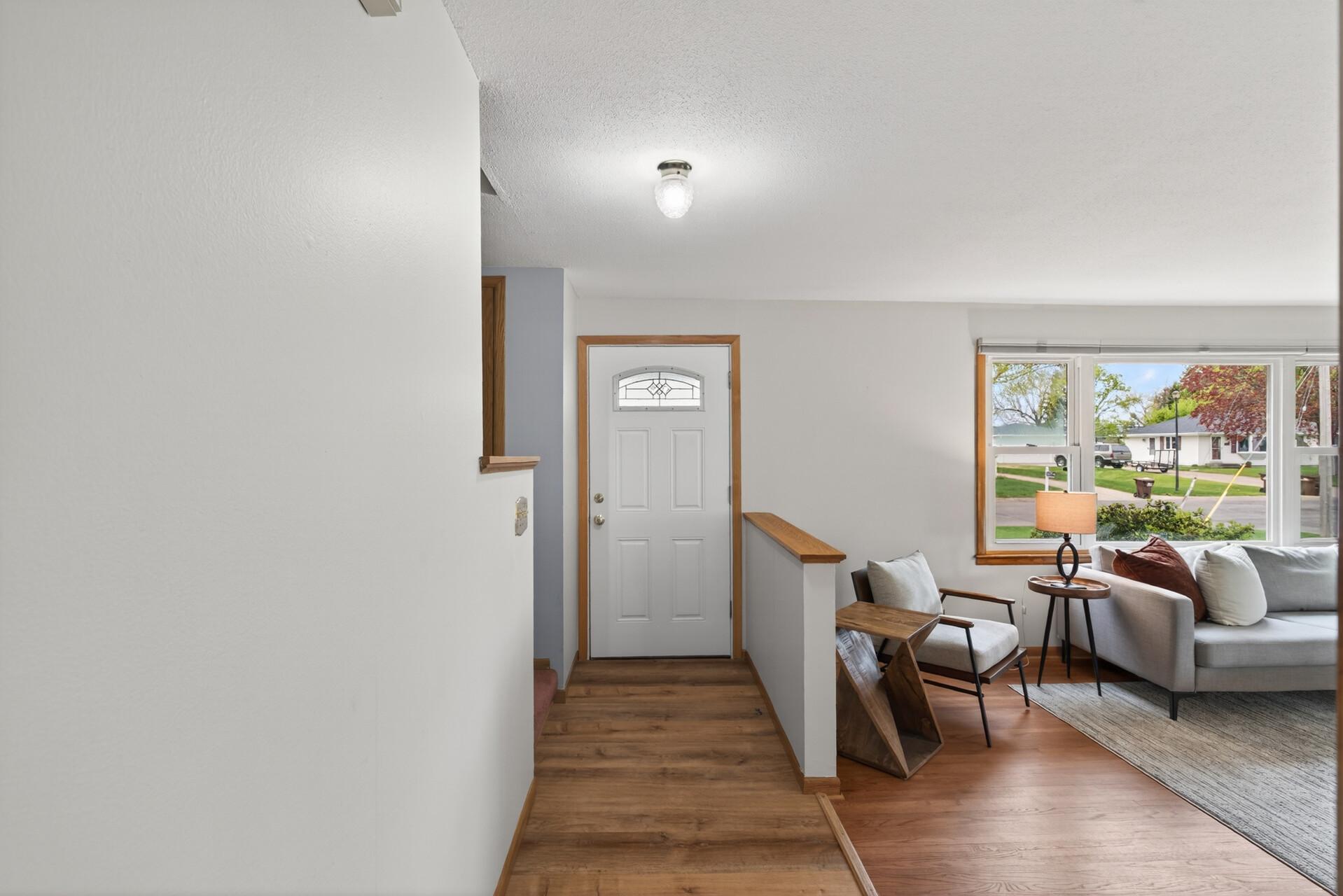 05_8104_Harkness_Rd_S5_mls.jpg