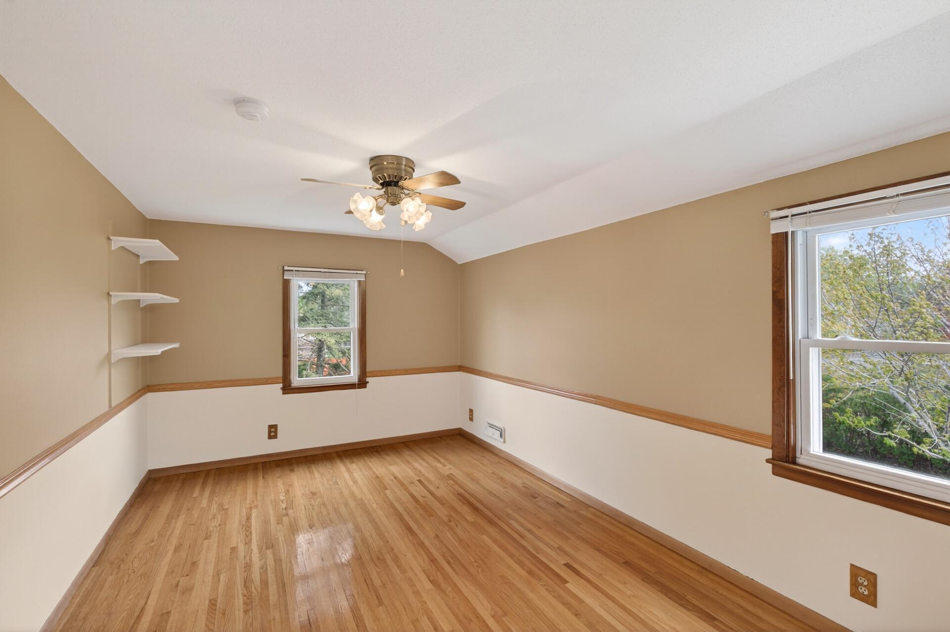 32_8104_Harkness_Rd_S32_mls.jpg