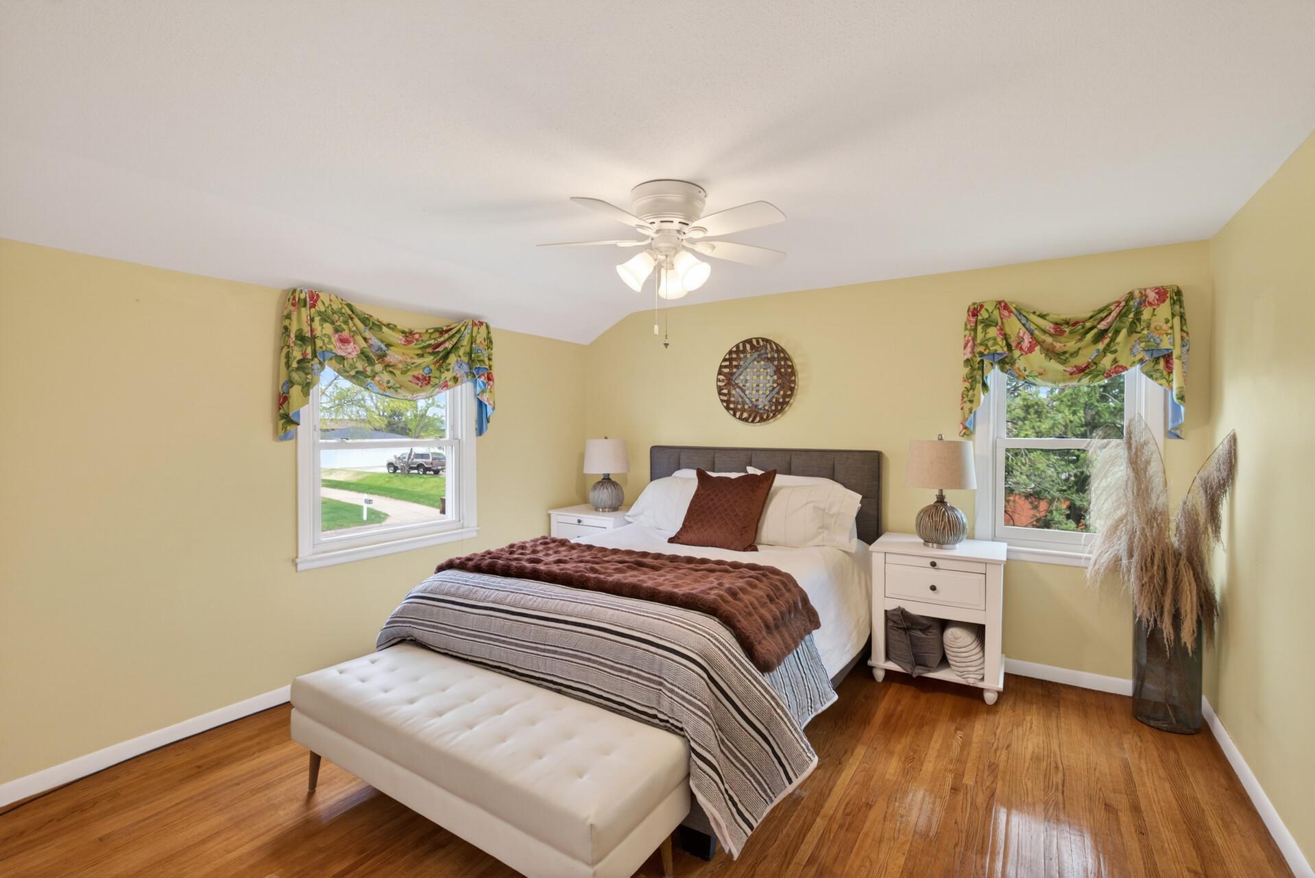34_8104_Harkness_Rd_S34_mls.jpg