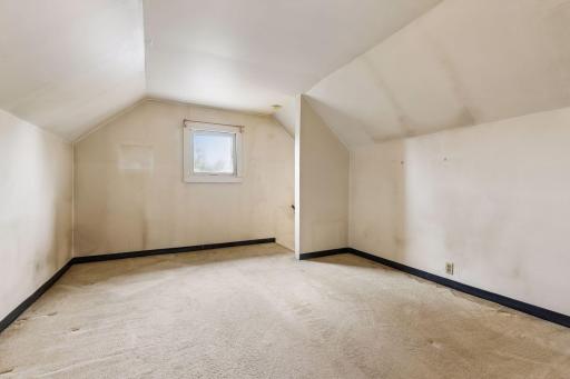 814 62nd Avenue N, Brooklyn Center, MN 55430