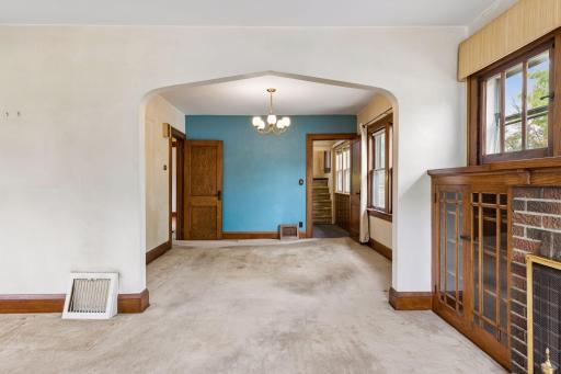 814 62nd Avenue N, Brooklyn Center, MN 55430